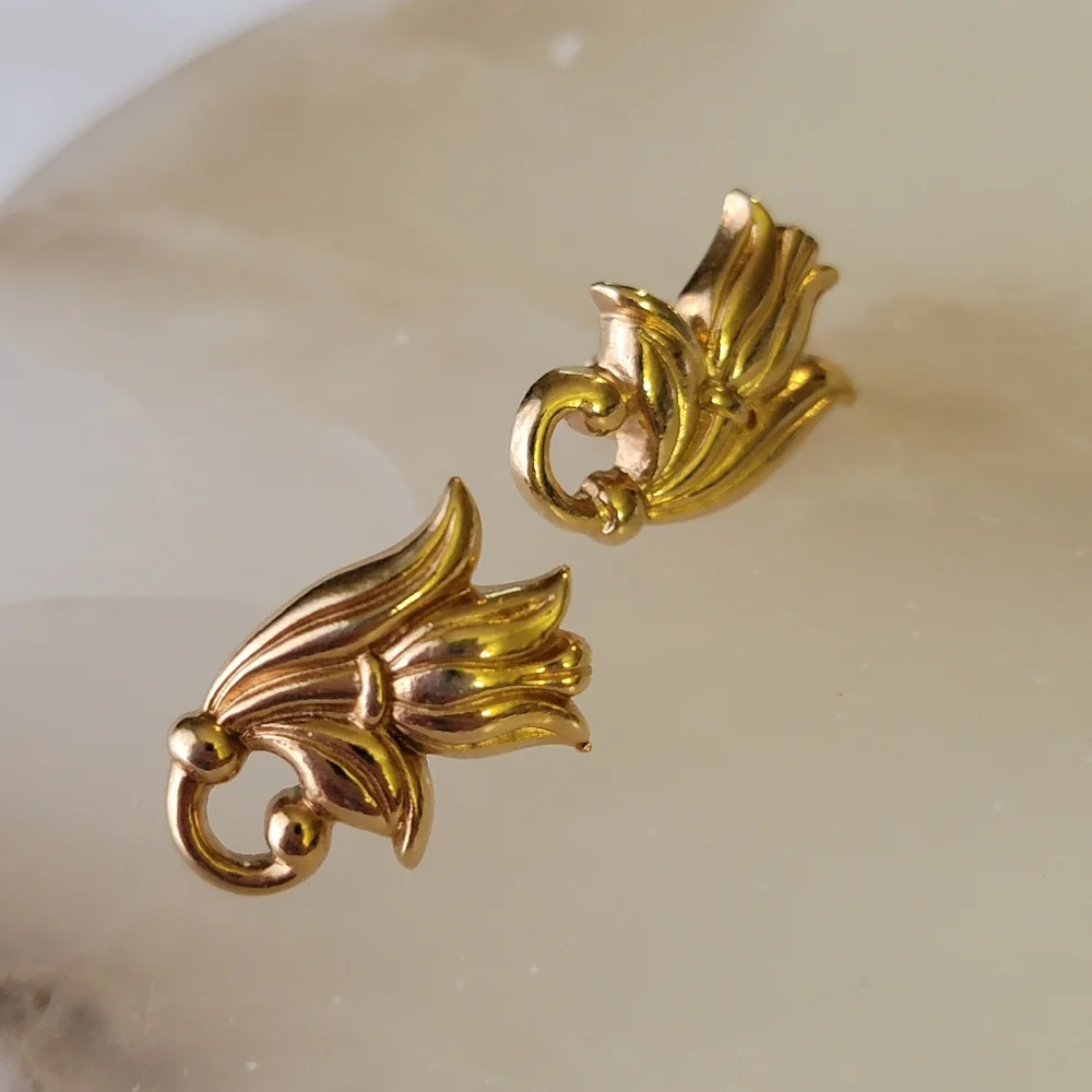 Gorgeous Vintage Spring Tulip Gold Earrings Flower